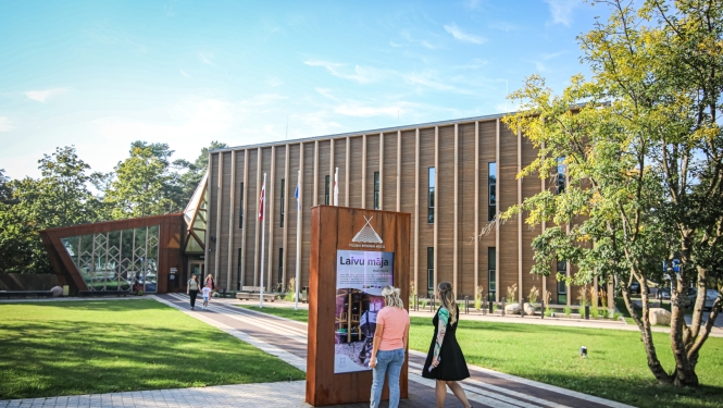 Piejūras brīvdabas muzeja jaunā ekspozīciju ēka 