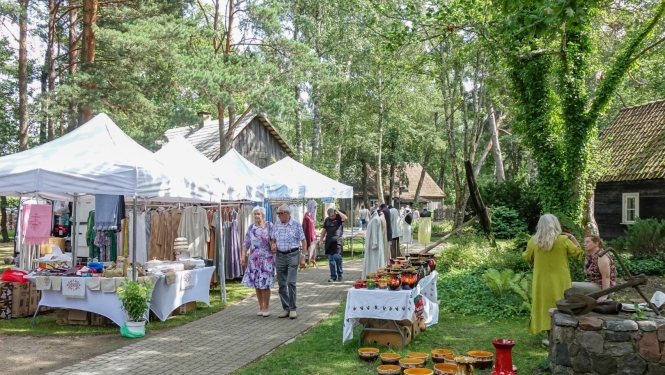 Piejūras brīvdabas muzejs - tirdzniecība 