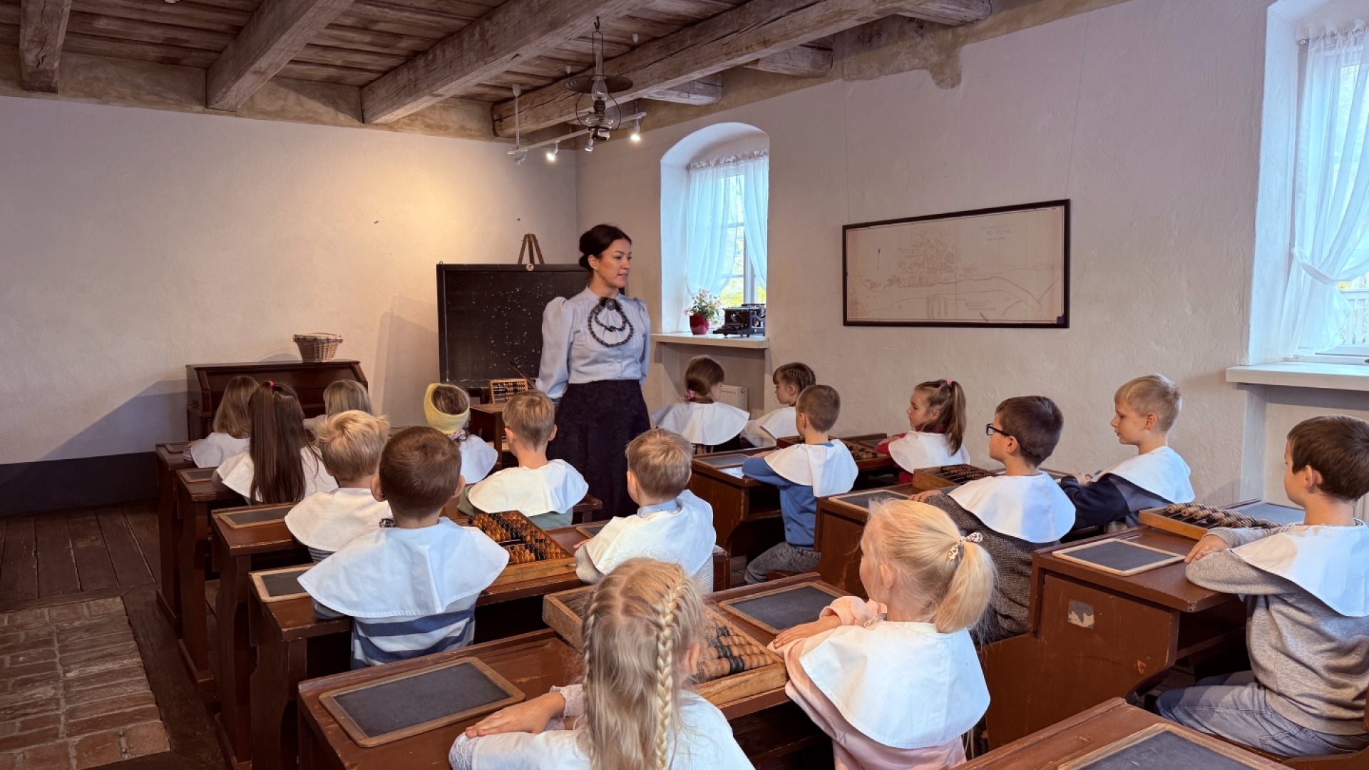 Senā skolas klase