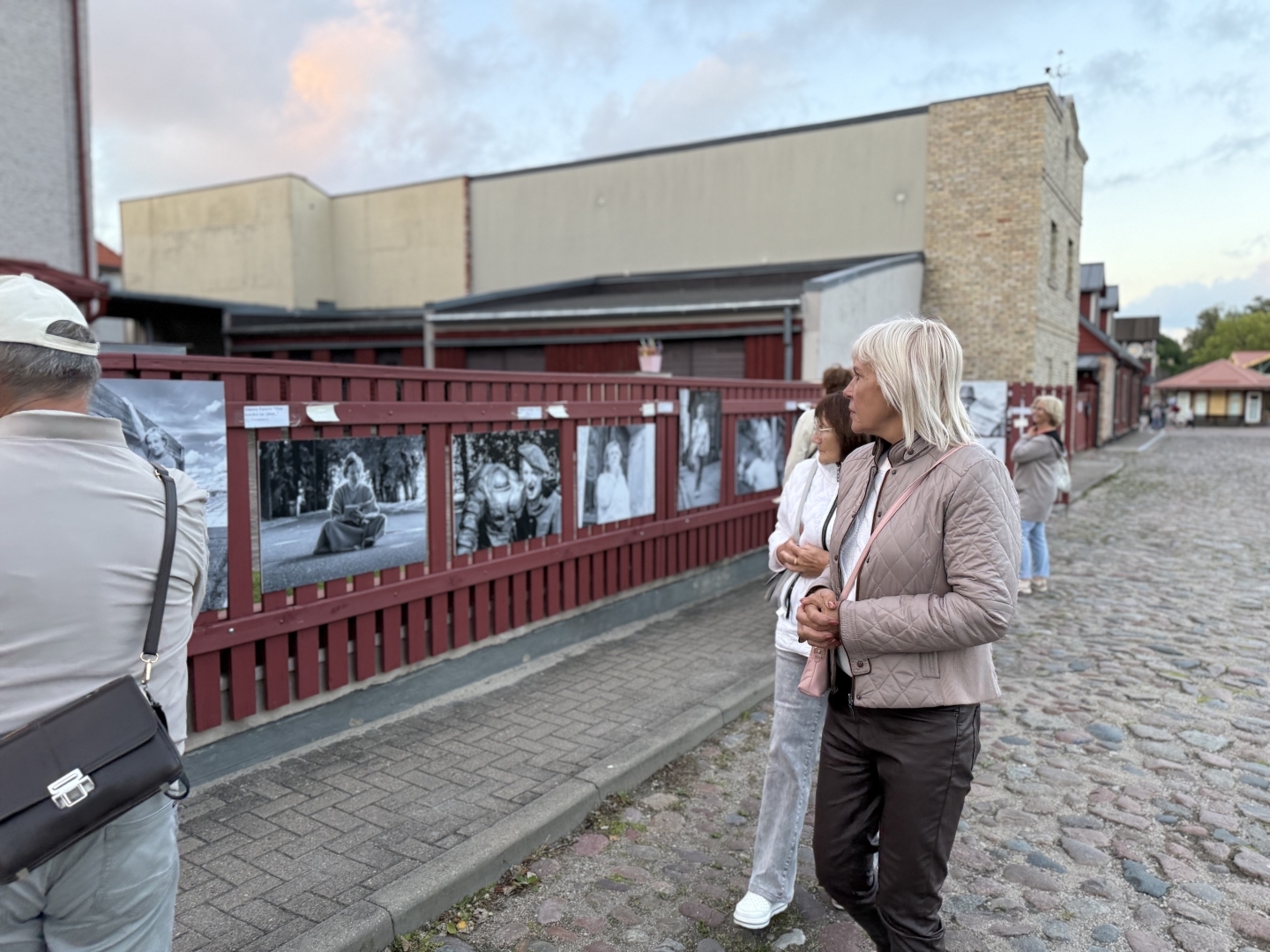 Piektdienas vakara pastaiga Amatu mājā